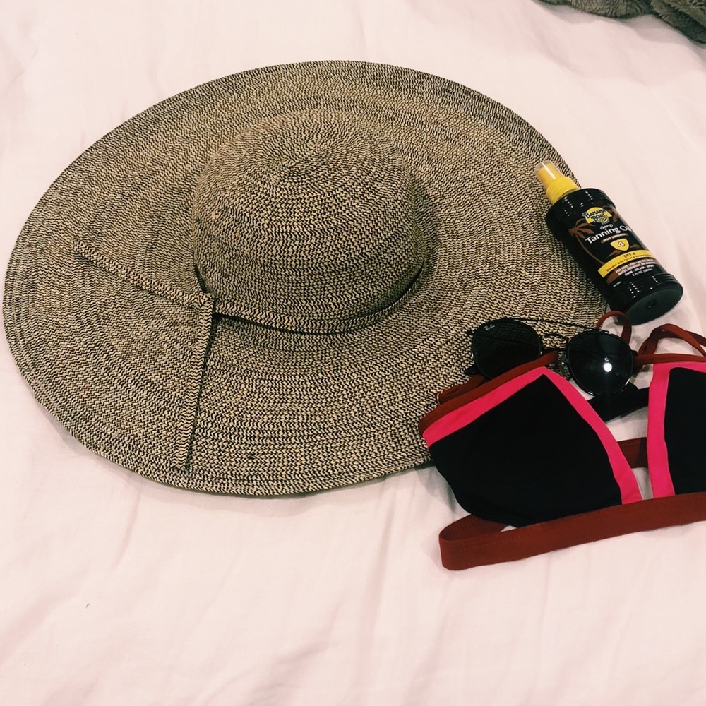 big beach sunhat
